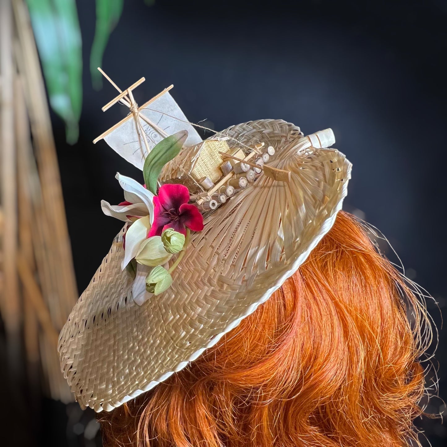 KON-TIKI FASCINATOR