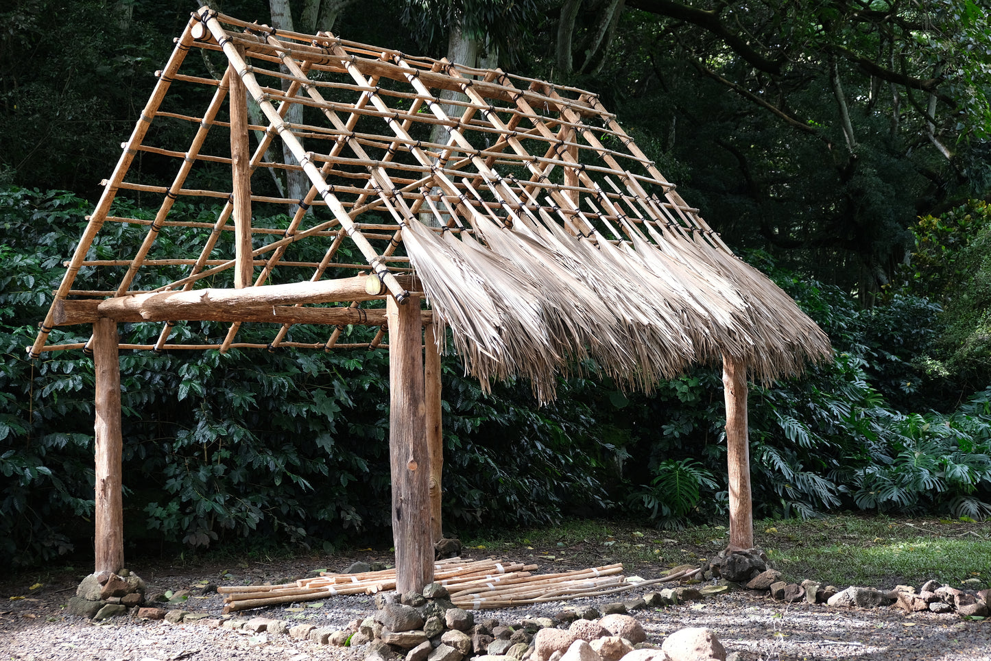 UNDER CONSTRUCTION ..we are currently working on stocking our Vintage Lounge. Please, stop by again later!