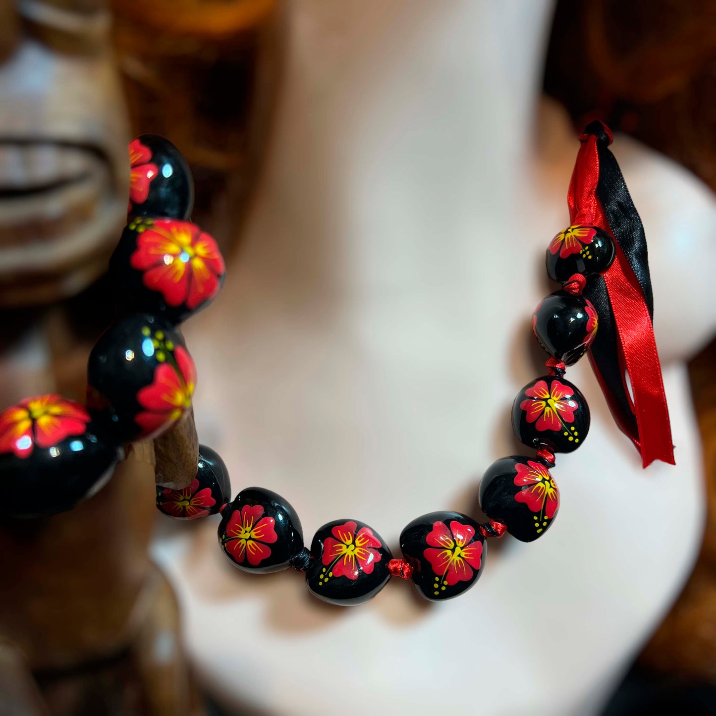 HAND PAINTED KUKUI NUT LEI NECKLACE SET