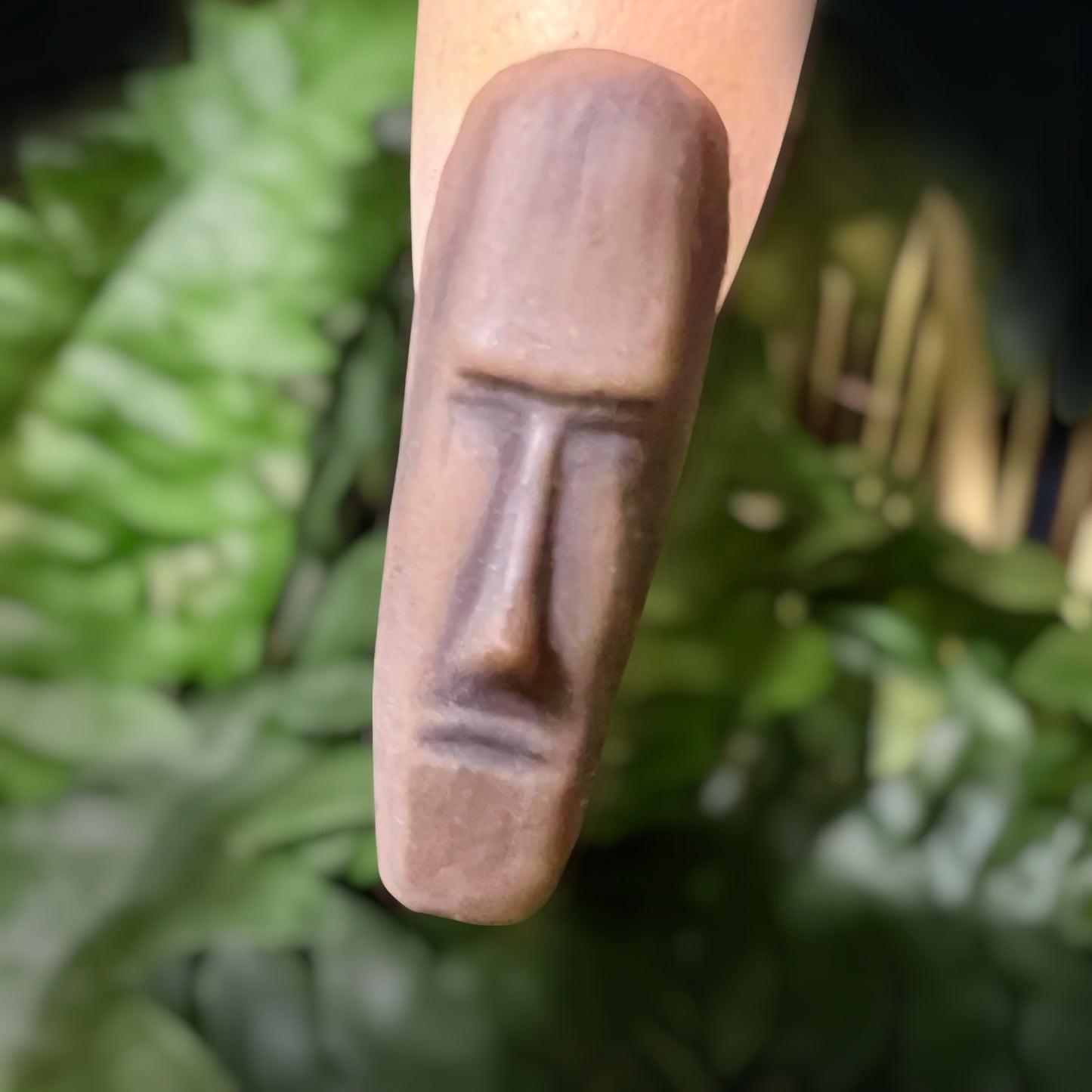 PRESS ON TIKI TOTEM NAILS