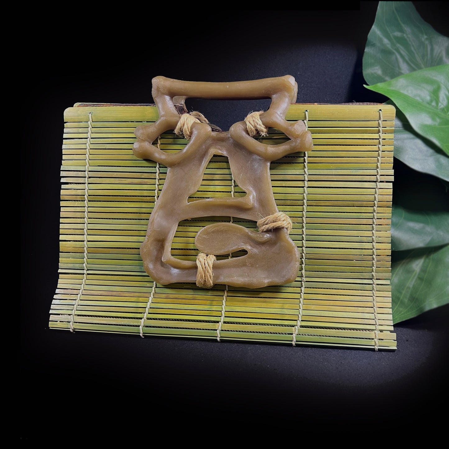 TIKI TOTEM SWAGGER