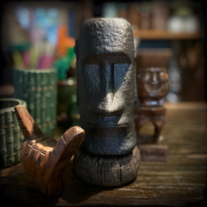 Moai Table Lamp On Cork Float