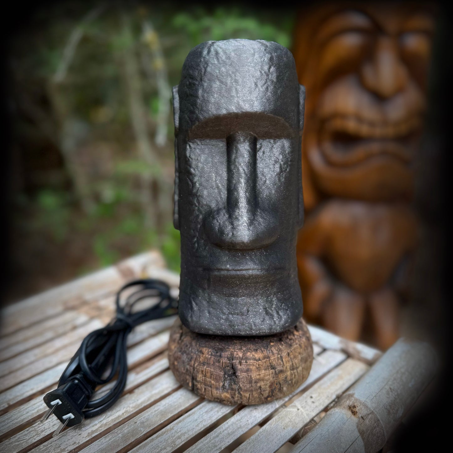 Moai Table Lamp On Cork Float