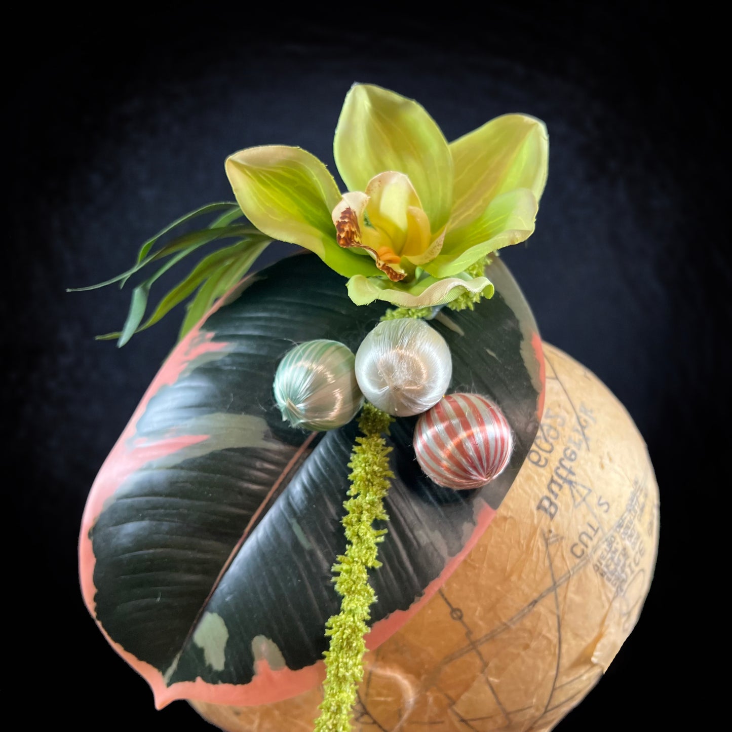 BAUBLES ON PHILODENDRON -TIKI CHRISTMAS FASCINATOR