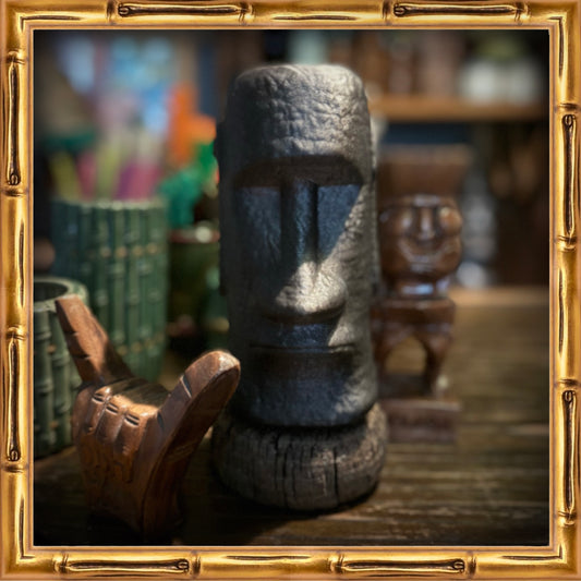 Moai Table Lamp On Cork Float