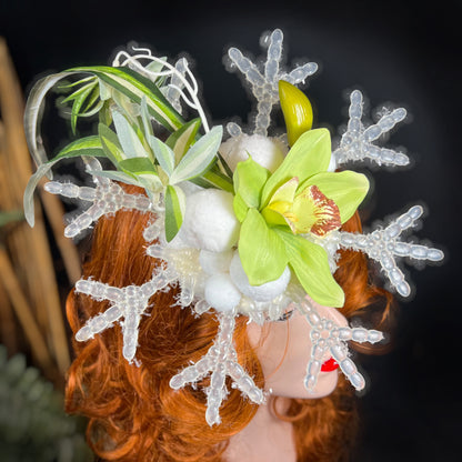 ORCHID SNOWFLAKE -TIKI CHRISTMAS FASCINATOR