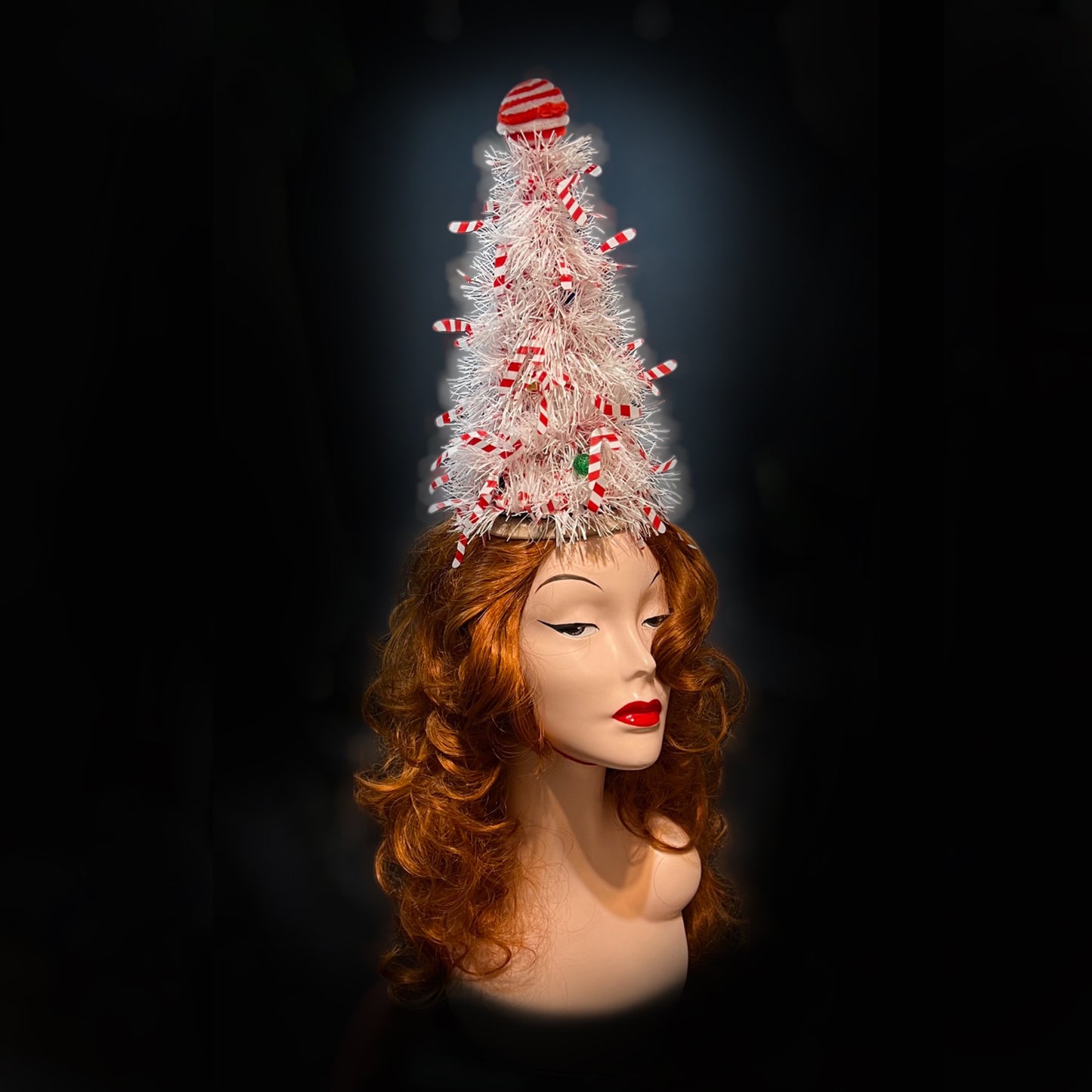 CHRISTMAS TREE HIVE - CHRISTMAS FASCINATOR